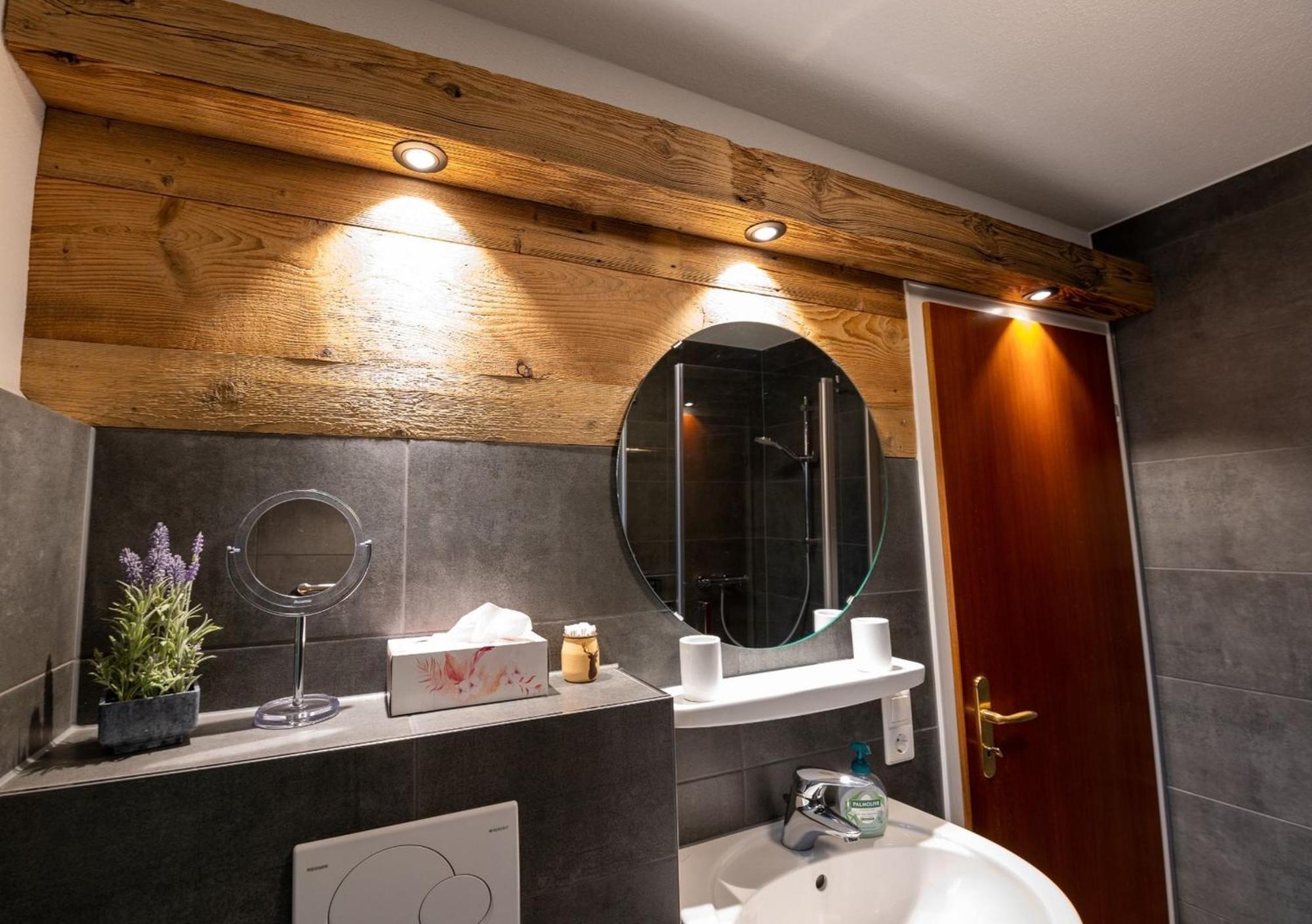 ミュンスタータールHaus Belchenwindアパートメント エクステリア 写真