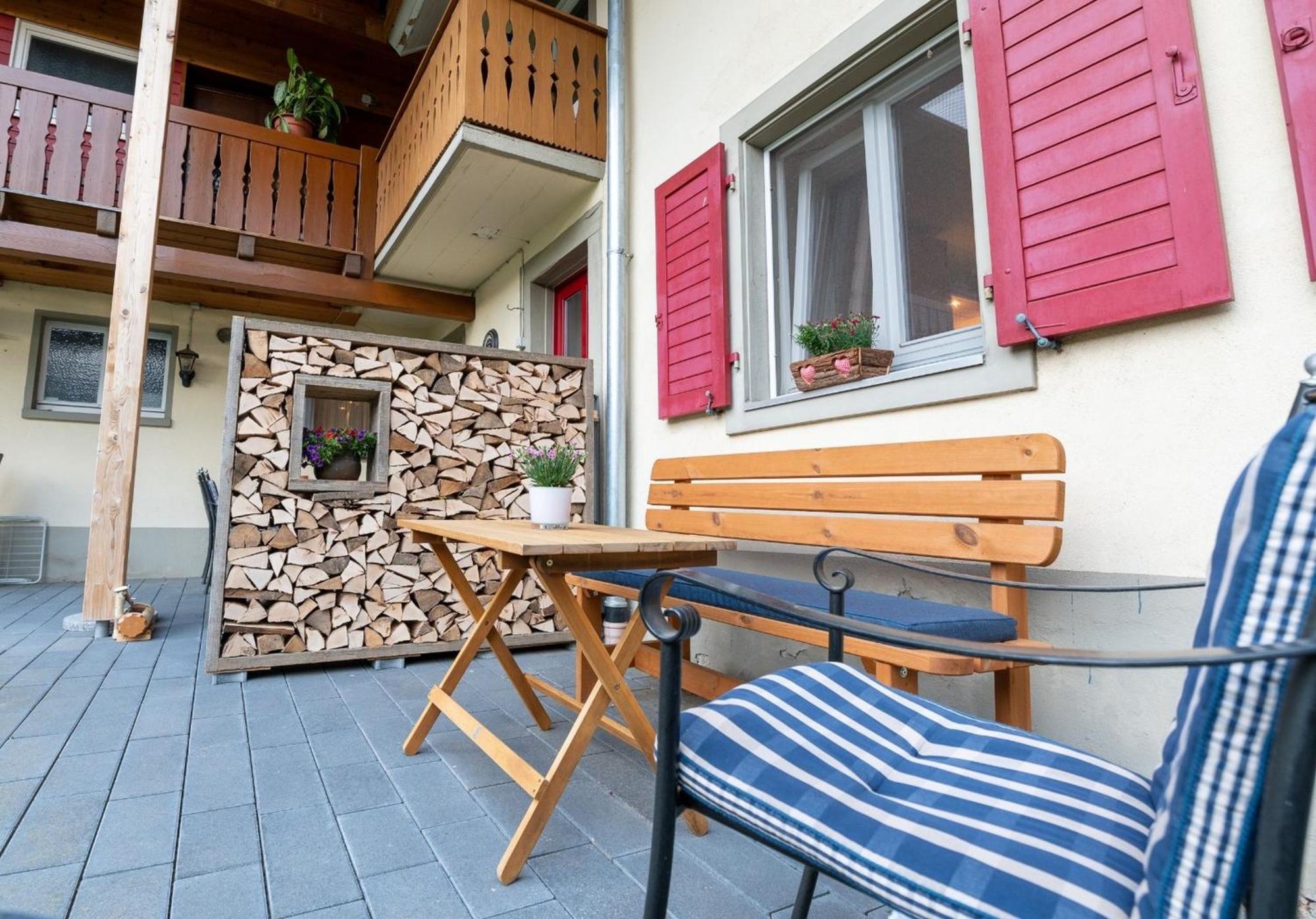 ミュンスタータールHaus Belchenwindアパートメント エクステリア 写真